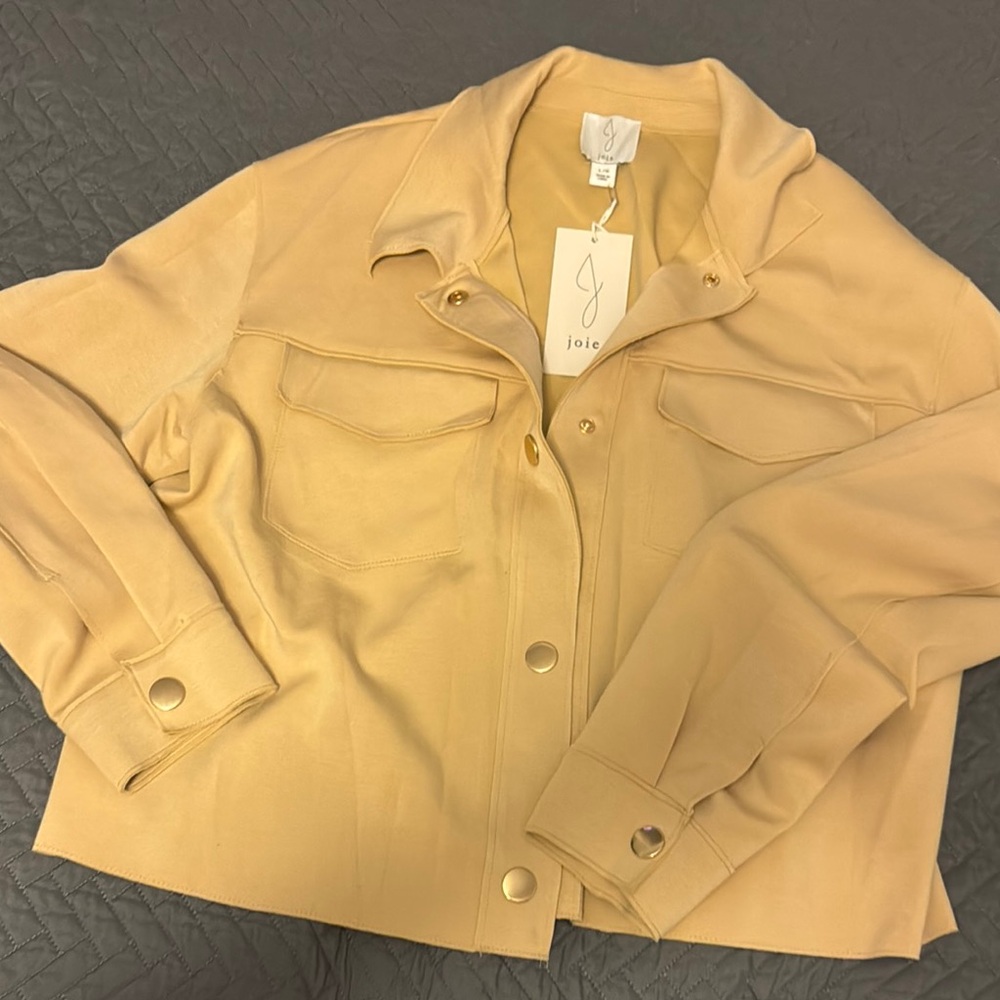 NWT Joie Tan Utility Jacket with Collared Neckline and Relaxed Fit